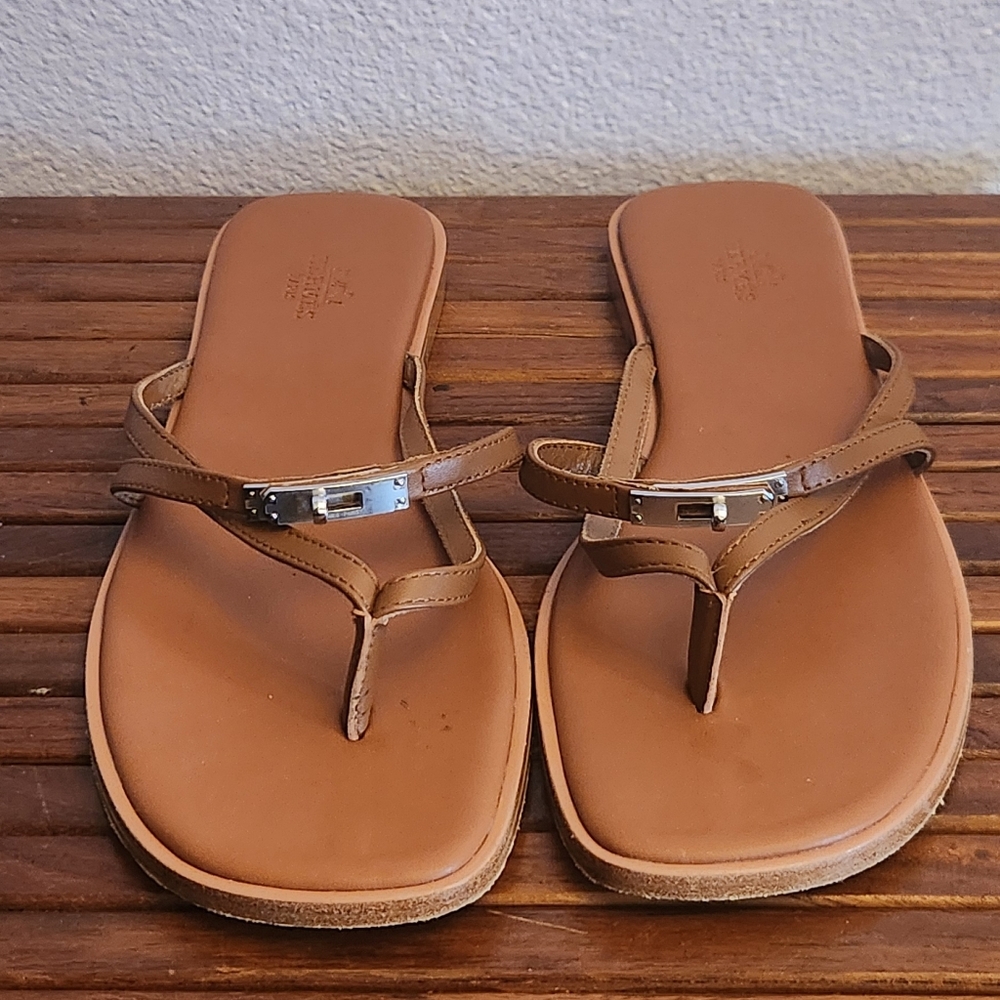 HERMES KELLY Brown Sandals with Silver Details